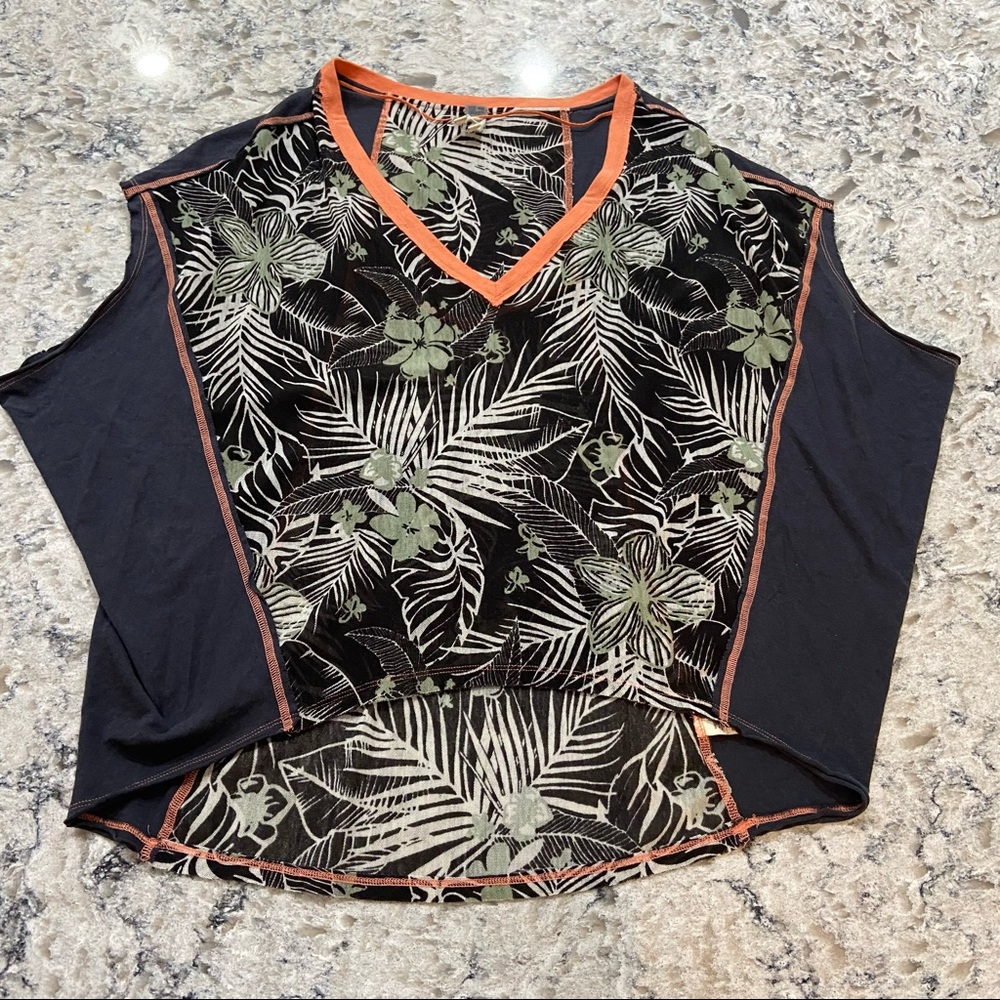 We the Free by FREE PEOPLE | tropical Hawaiian Margot tee Size S Small - Picture 4 of 16